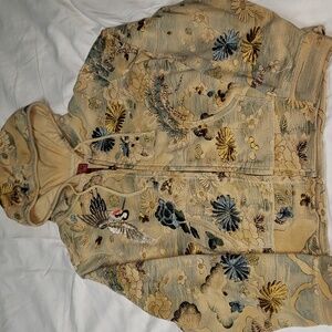 Lucky Brand Y2K Japanese Cherry Blossom Sweater size m.  Unisex